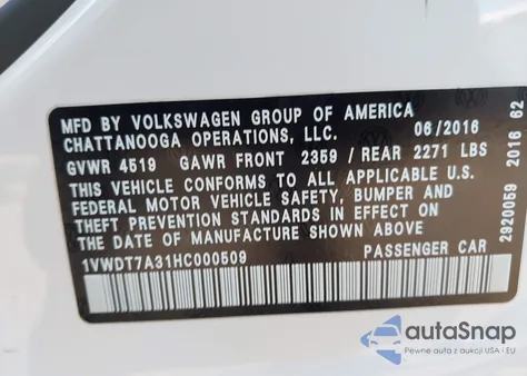 2017 Volkswagen Passat 1.8T R-Line z USA, uszkodzony, nr VIN 1VWDT7A31HC000509